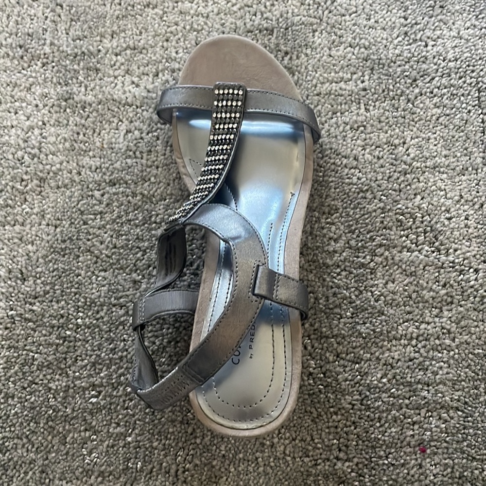 Sandals - Picture 4 of 5